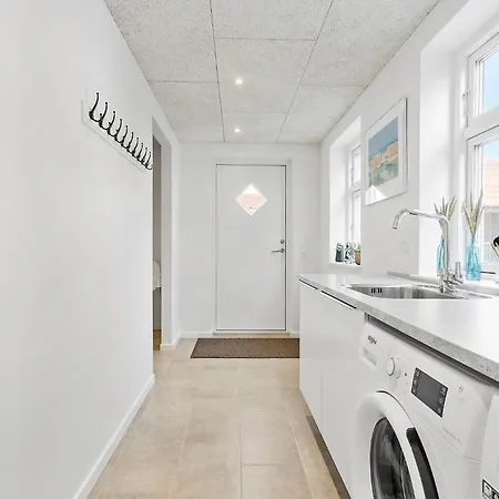 4 Bedroom Cozy In * Skagen