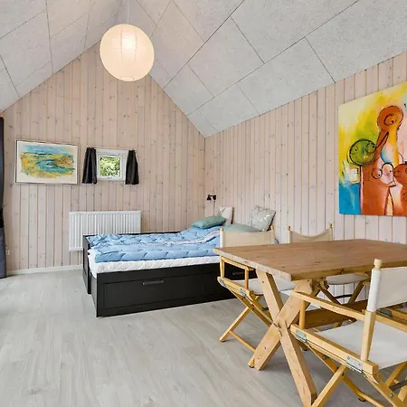 Holiday home 4 Bedroom Cozy In Skagen