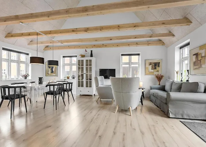 Σπίτι διακοπών 4 Bedroom Cozy In